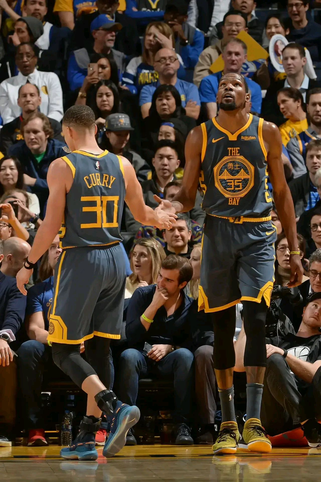 篮网关键时刻失误不断，球队憾负对手，日本进入质量.